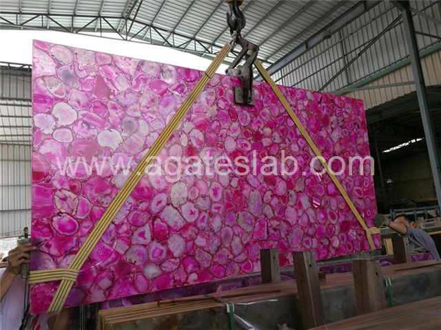 Pink agate slab (1)